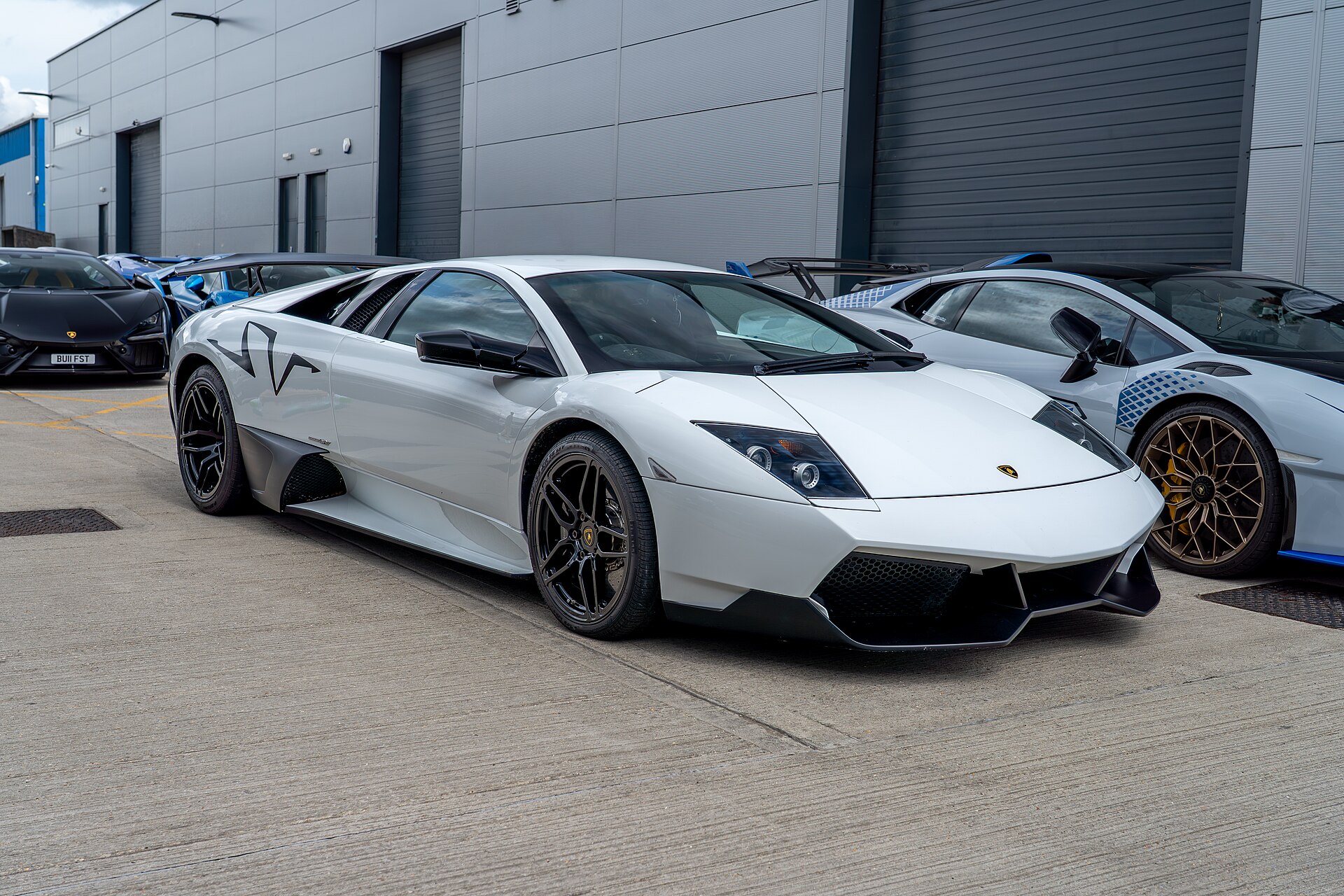 Lamborghini Murcielago LP 670-4 SuperVeloce — Collectible vehicle research