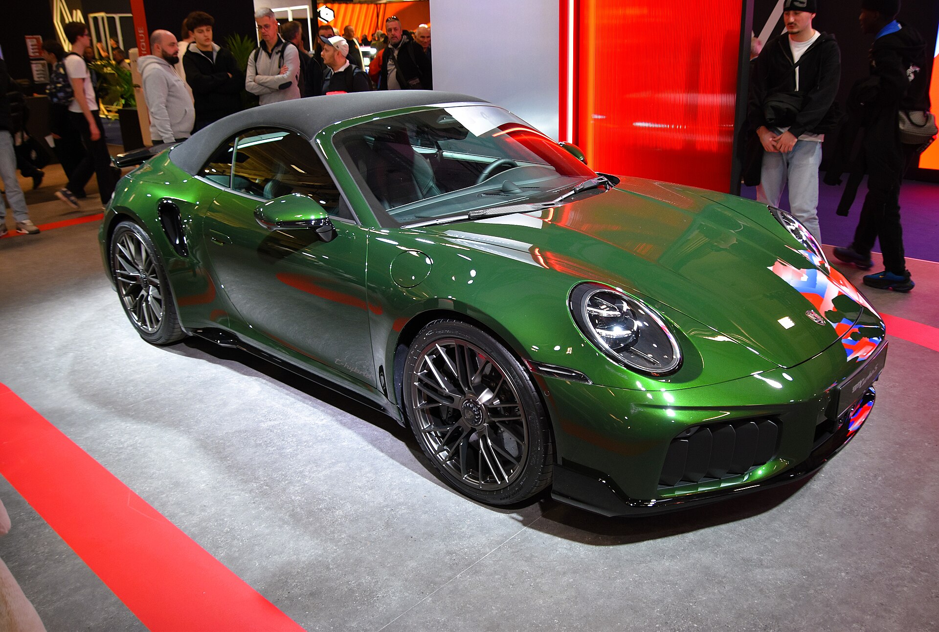 Porsche 911 Turbo S Cabriolet MY2027 — Collectible vehicle research